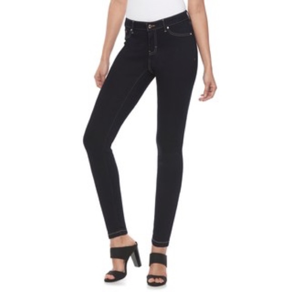 Jennifer Lopez Super Skinny Midrise Skinny Jeans